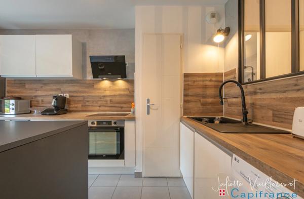 LA MOTTE SERVOLEX (73290) : Appartement T2, jardin, cave et une place de parking privative