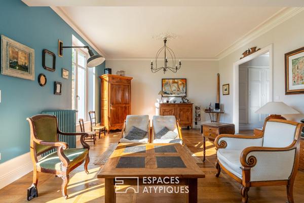 Demeure de caractère, un balcon sur la Loire