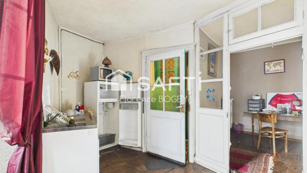 Restaurant au charme d’antan, niché dans un relais de poste de plus de 400 ans – ( murs et fonds)