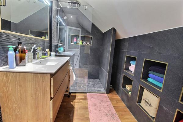 Maison Maurepas 7 pièces 120m2