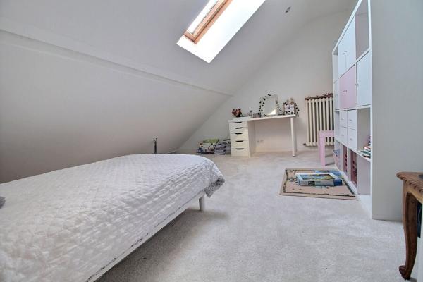 Maison Maurepas 7 pièces 120m2