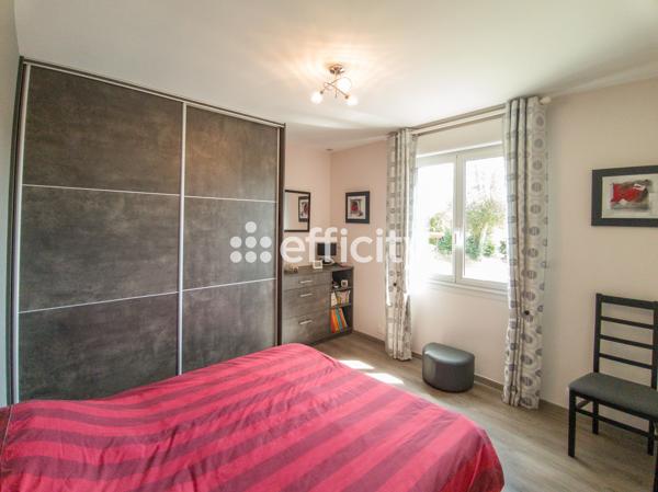 Maison
         5 pièces
        - 124 m² 270 900 €*