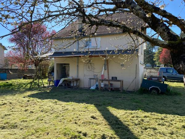 Bel emplacement pour ce pavillon sur sous-sol