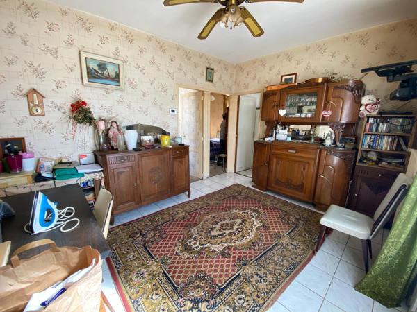 Bel emplacement pour ce pavillon sur sous-sol