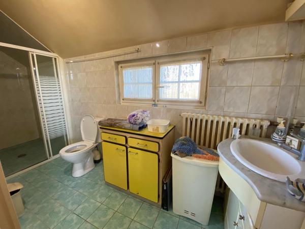 Bel emplacement pour ce pavillon sur sous-sol