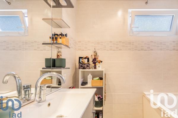 Appartement à vendre 3 pièces 64 m² Évry