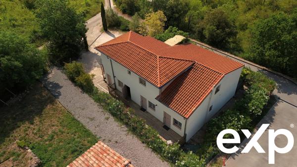 Havre de Paix comprenant 4 gîtes avec terrasses privatives au sein d'une villa en ossature en bois à Lamalou les Bains