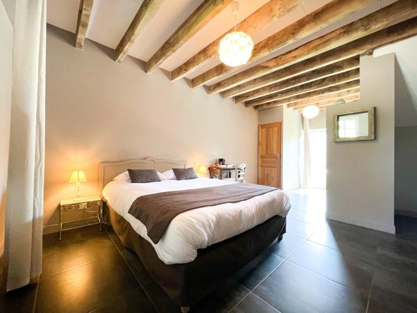 Dpt Orne (61), à vendre proche de BAGNOLES DE L'ORNE NORMANDIE maison P15 de 550 m² - Terrain de 23 625,00 m²