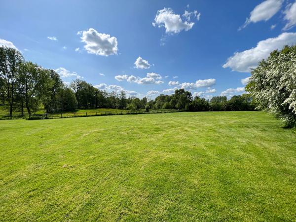 Dpt Orne (61), à vendre proche de BAGNOLES DE L'ORNE NORMANDIE maison P15 de 550 m² - Terrain de 23 625,00 m²