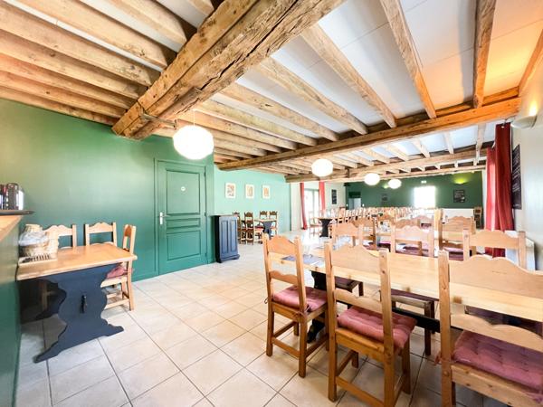 Dpt Orne (61), à vendre proche de BAGNOLES DE L'ORNE NORMANDIE maison P15 de 550 m² - Terrain de 23 625,00 m²