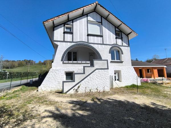 Bergerac idéal investiseurs authentique maison pierre de 5 pièces et 150 M2 louée avec plus de 10% de rentabilité