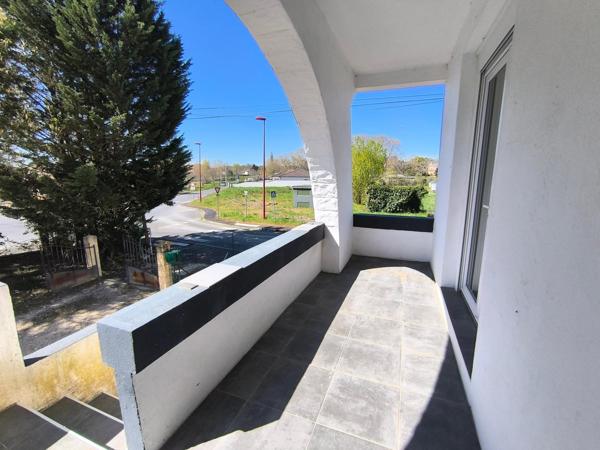 Bergerac idéal investiseurs authentique maison pierre de 5 pièces et 150 M2 louée avec plus de 10% de rentabilité