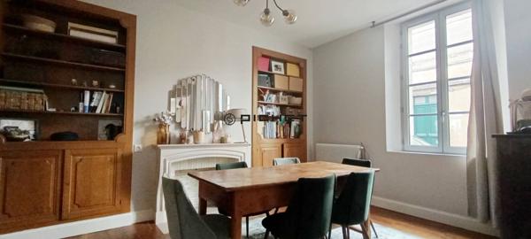 Maison 7 pièces 193 m² ANGOULEME - 16000