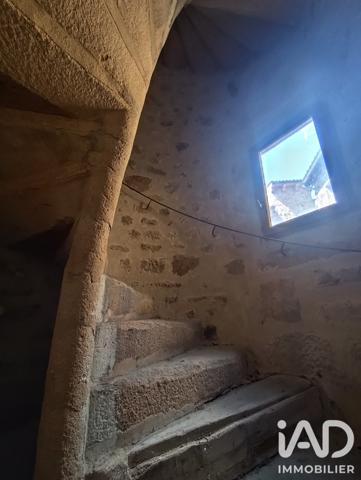 Immeuble à vendre 130 m² Saint-Bonnet-le-Château