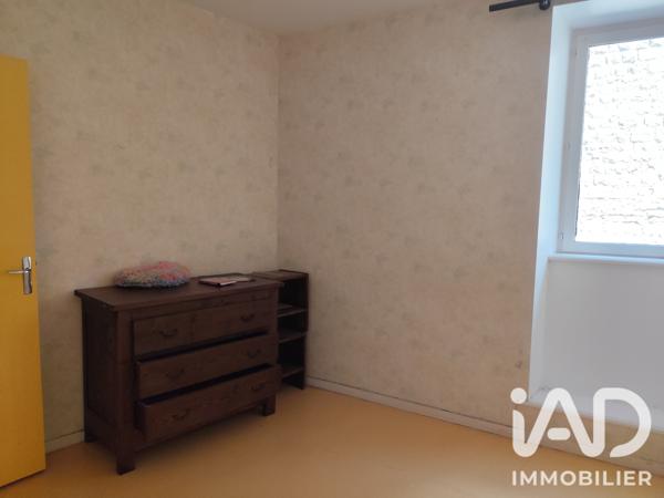 Immeuble à vendre 130 m² Saint-Bonnet-le-Château