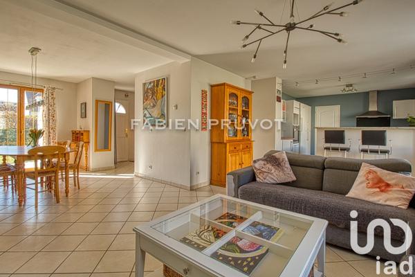 Maison à vendre 6 pièces 145 m² Maurecourt