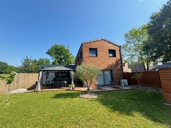 Vente maison La Chevrolière 4 chambres 435 000 € FAI Maj3468 – nantes Sud Immobilier