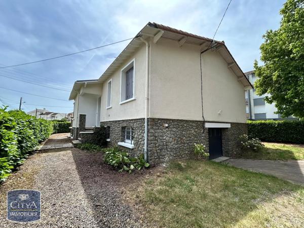 Maison à louer 4 pièces 124.05m² Niort (79000)