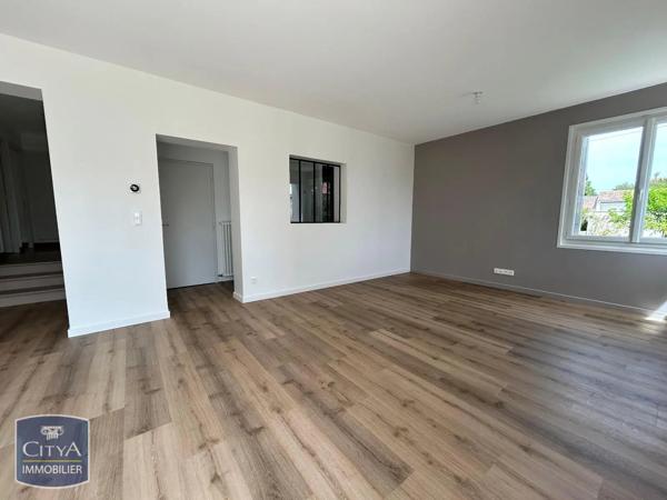 Maison à louer 4 pièces 124.05m² Niort (79000)