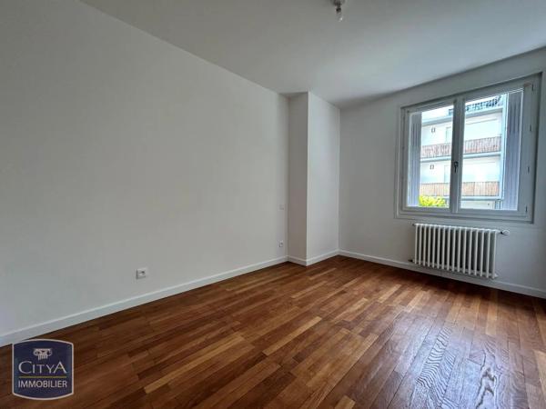 Maison à louer 4 pièces 124.05m² Niort (79000)