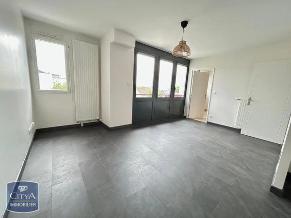 Appartement à louer 2 pièces 39.78m² Saint-Cyr-sur-Loire (37540)