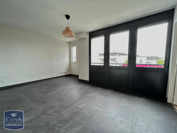 Appartement à louer 2 pièces 39.78m² Saint-Cyr-sur-Loire (37540)