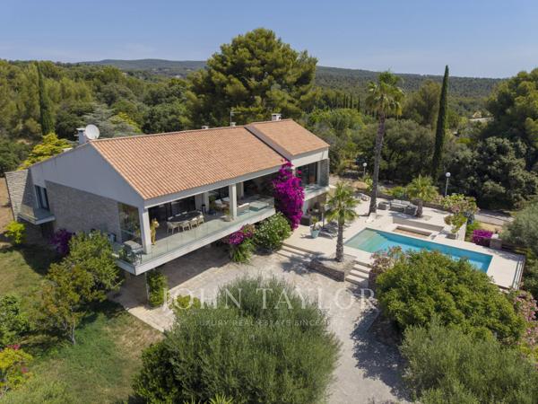Villa contemporaine avec vue mer à vendre à La Ciotat
