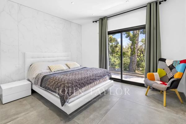 Villa contemporaine avec vue mer à vendre à La Ciotat