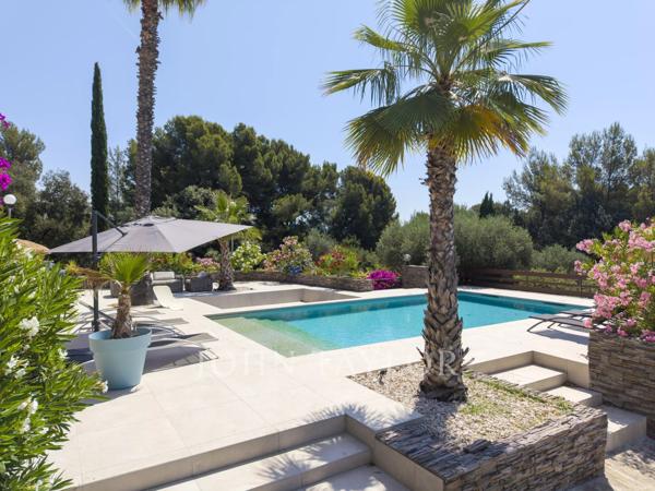 Villa contemporaine avec vue mer à vendre à La Ciotat