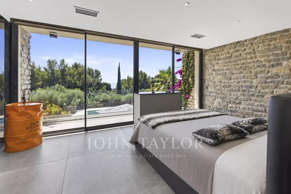 Villa contemporaine avec vue mer à vendre à La Ciotat