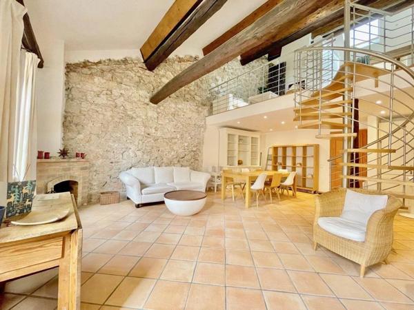 Vente Loft 2 pièces 100 m2 à Villefranche-sur-Mer