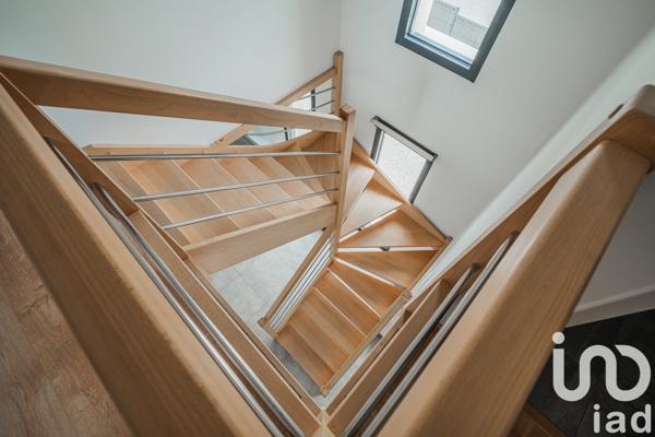 Maison à vendre 6 pièces 174 m² Feigères