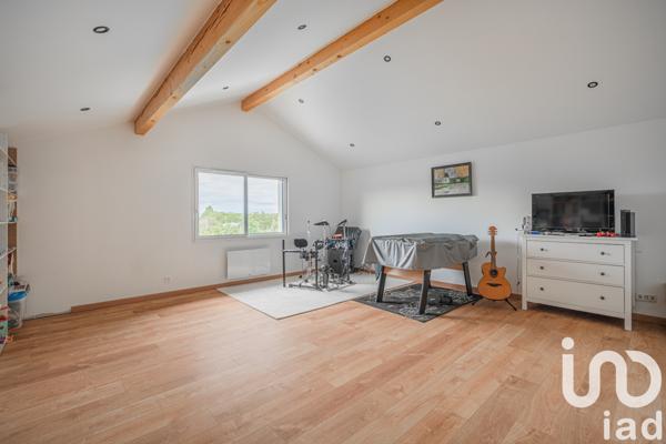 Maison à vendre 6 pièces 174 m² Feigères