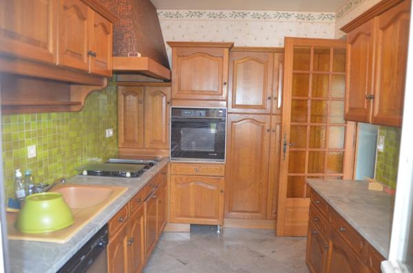 Dpt Jura (39), à vendre proche de LONS LE SAUNIER maison P7 de 175 m² - Terrain de 7000,00 m²