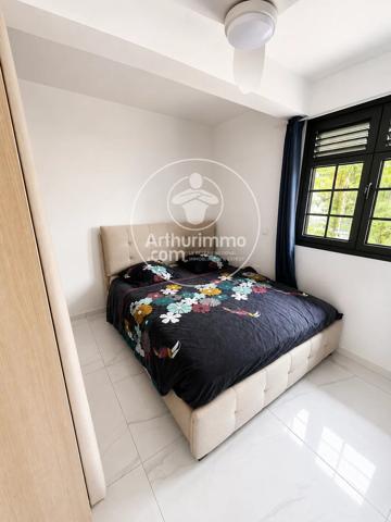 Vente                                                      Villa
                        
                     4 pièces                      132 m2                     à Ducos