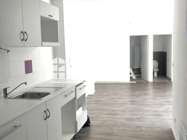 Location Appartement 2 pièces 59.31 m² - 62 RUE DE L'ALOUETTE Roubaix 59100
