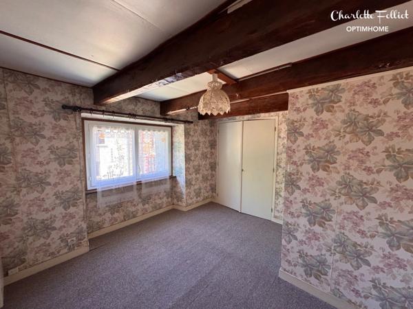 Pleurtuit – En campagne, Maison T4 avec garage, fort potentiel