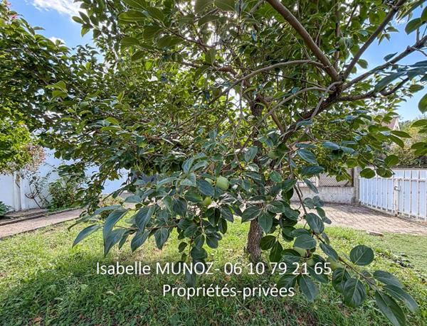 Perignat Les Sarlieve : Maison F4 avec jardin, terrasse et près de 90 m² de dépendances