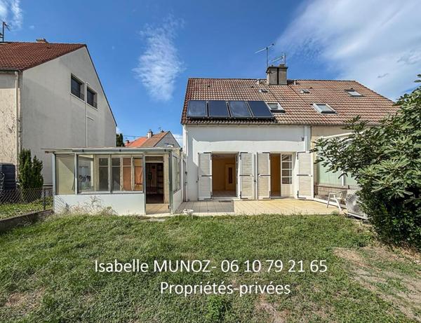 Perignat Les Sarlieve : Maison F4 avec jardin, terrasse et près de 90 m² de dépendances