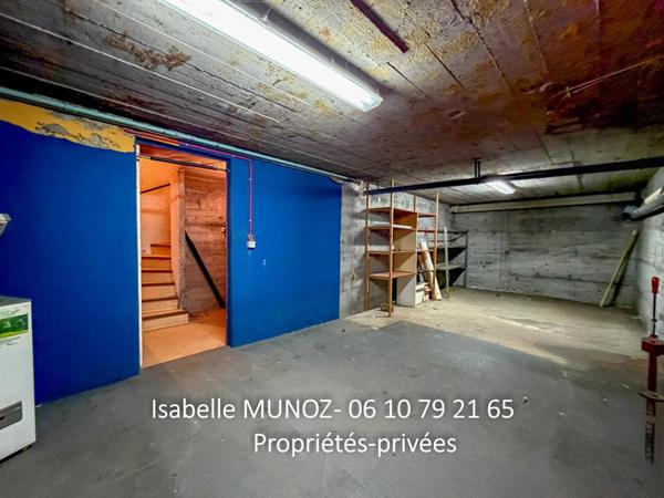 Perignat Les Sarlieve : Maison F4 avec jardin, terrasse et près de 90 m² de dépendances