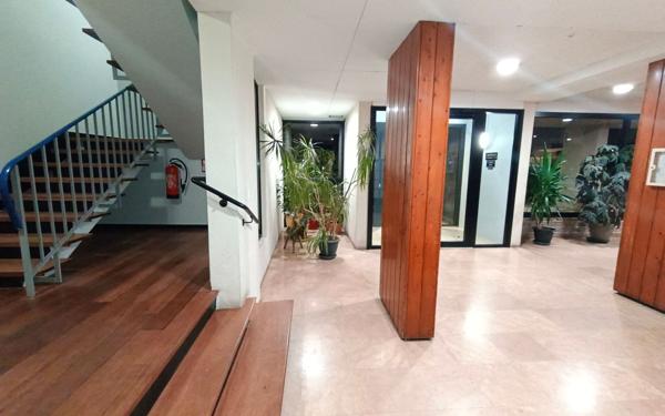 Appartement à vendre    2 pièces • 43,02 m2 Saint-Maur-des-Fossés