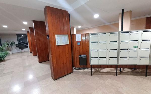 Appartement à vendre    2 pièces • 43,02 m2 Saint-Maur-des-Fossés