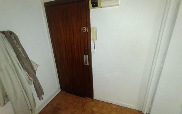 Appartement à vendre    2 pièces • 43,02 m2 Saint-Maur-des-Fossés