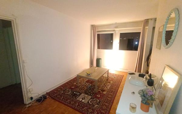 Appartement à vendre    2 pièces • 43,02 m2 Saint-Maur-des-Fossés