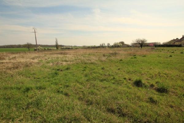 Dpt Saône et Loire (71), à vendre proche CHALON SUR SAONE terrain de 946 m²