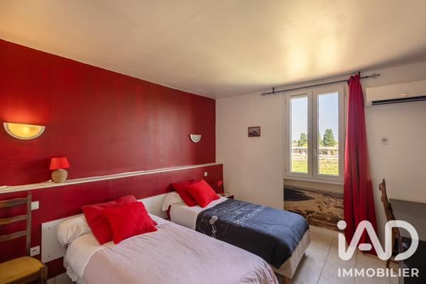Maison à vendre 15 pièces 722,12 m² Saint-Laurent-d'Aigouze
