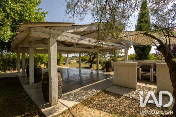 Maison à vendre 15 pièces 722,12 m² Saint-Laurent-d'Aigouze