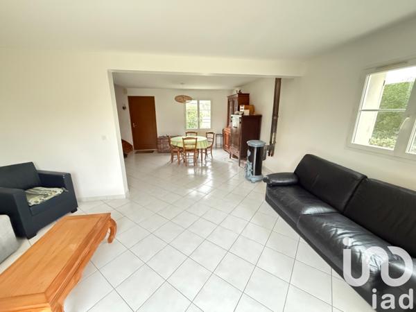 Maison à vendre 6 pièces 120 m² Notre-Dame-d'Oé