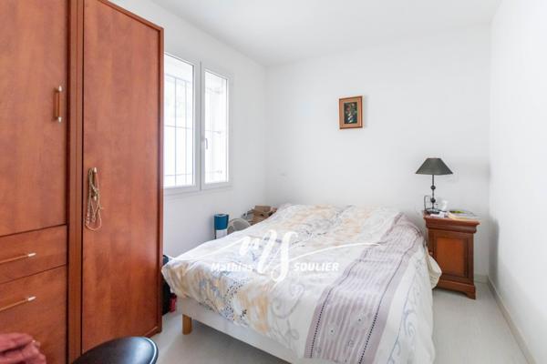 Maison de 181 m² sur terrain de 3070 m² - Meyreuil