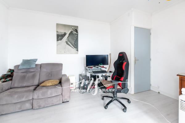 Maison de 181 m² sur terrain de 3070 m² - Meyreuil